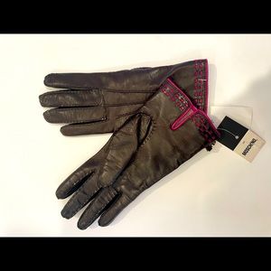 Moschino leather gloves
